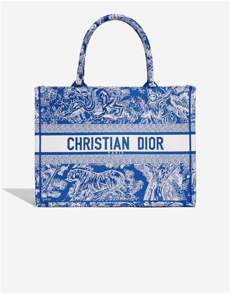 dior tasche tote|christian dior personalized tote.